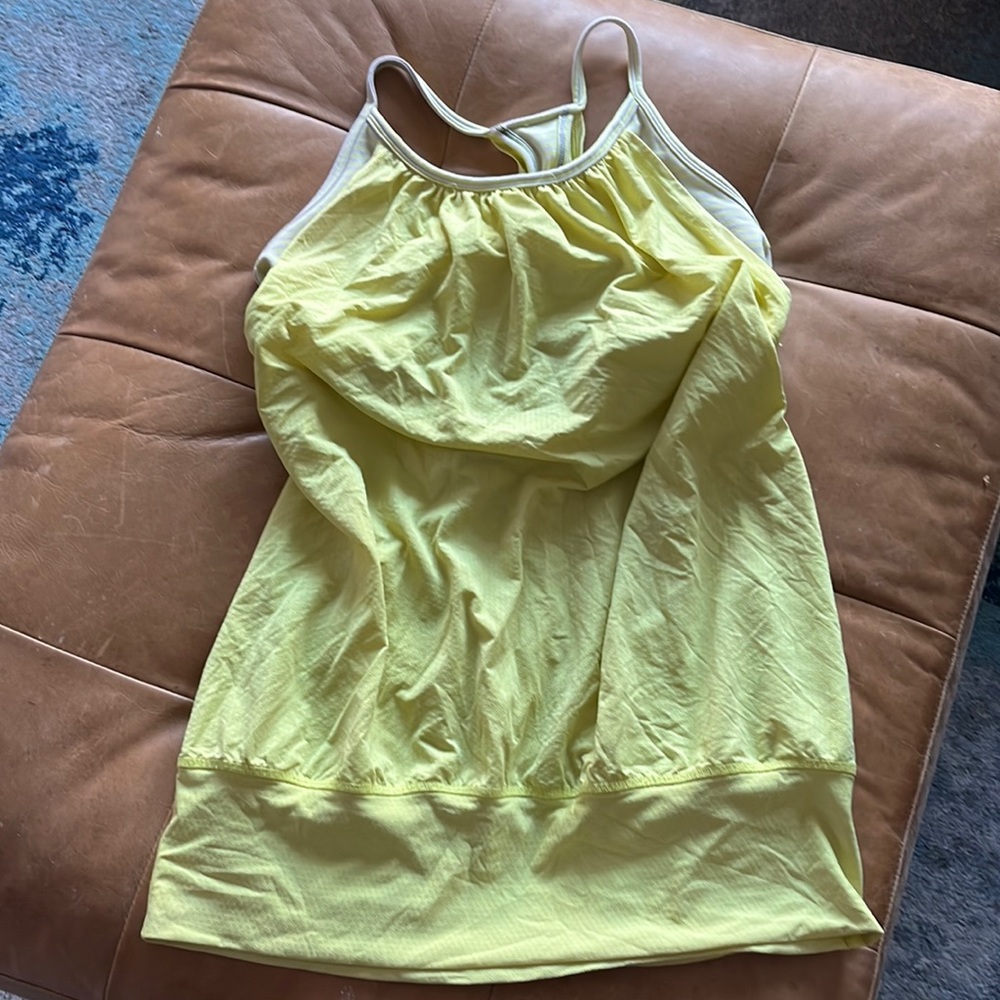 Lululemon workout tank